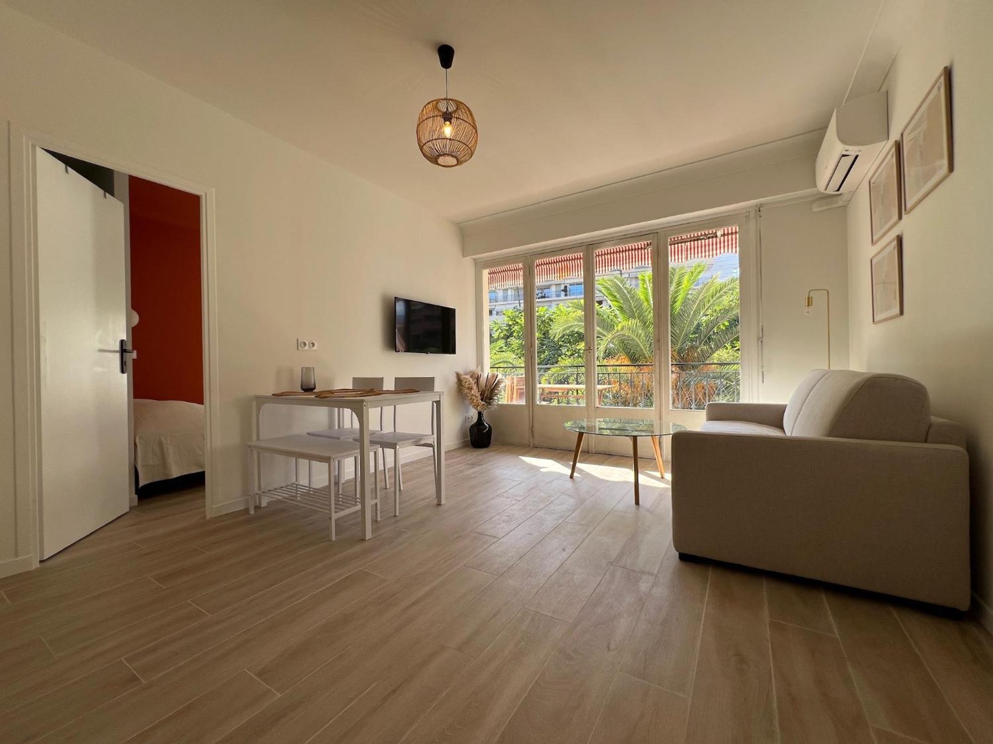 Magnifique T2 Proche Mer Et Ville Refait A Neuf Avec Terrasse Μεντόν Εξωτερικό φωτογραφία